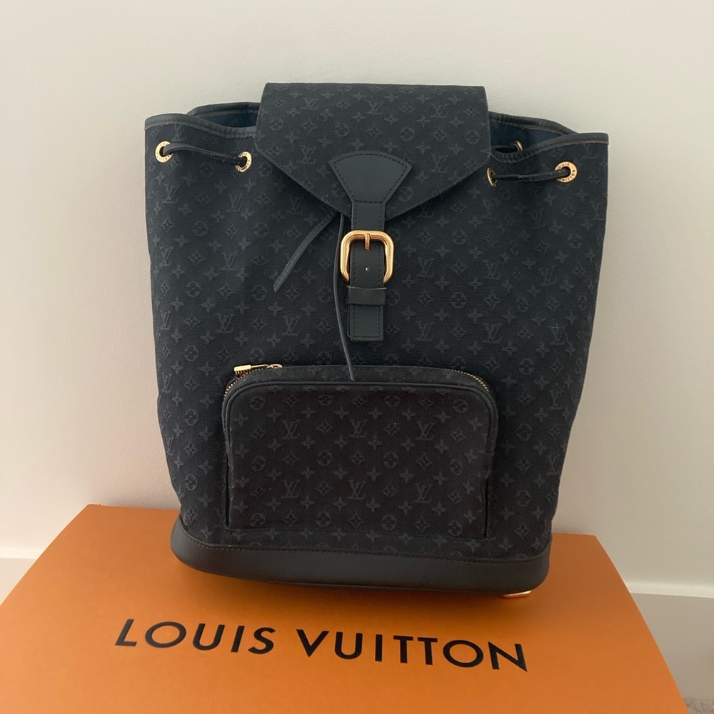 Louis Vuitton mini monogram montsouris GM backpack navy blue.
